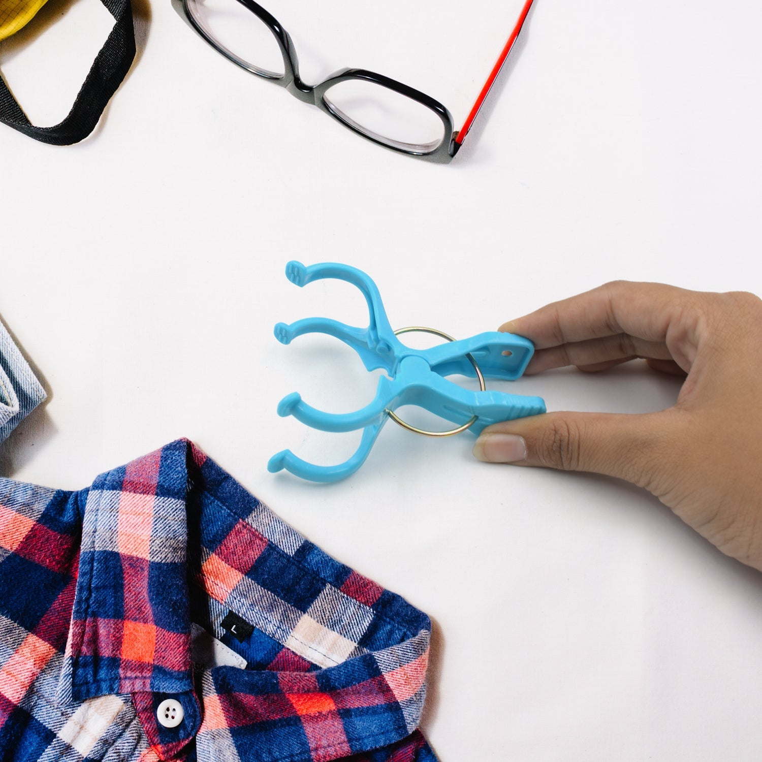 6998 Big Multifunction Plastic Heavy Quality Cloth Hanging Clips, Plastic Laundry Clothes Pins Set of 3 Pieces 6998 Big Multifunction Plastic Heavy Quality Cloth Hanging Clips, Plastic Laundry Clothes Pins Set of 3 Pieces